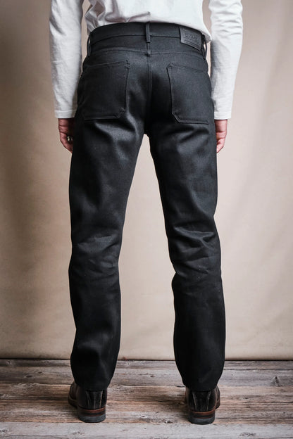 Mortar Chino in Black